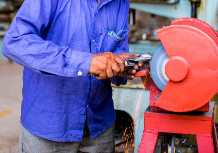 toolmaker-job-toly